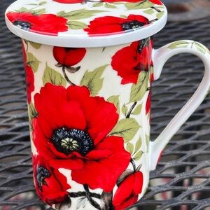 Kent pottery red poppy coffee mug with lid